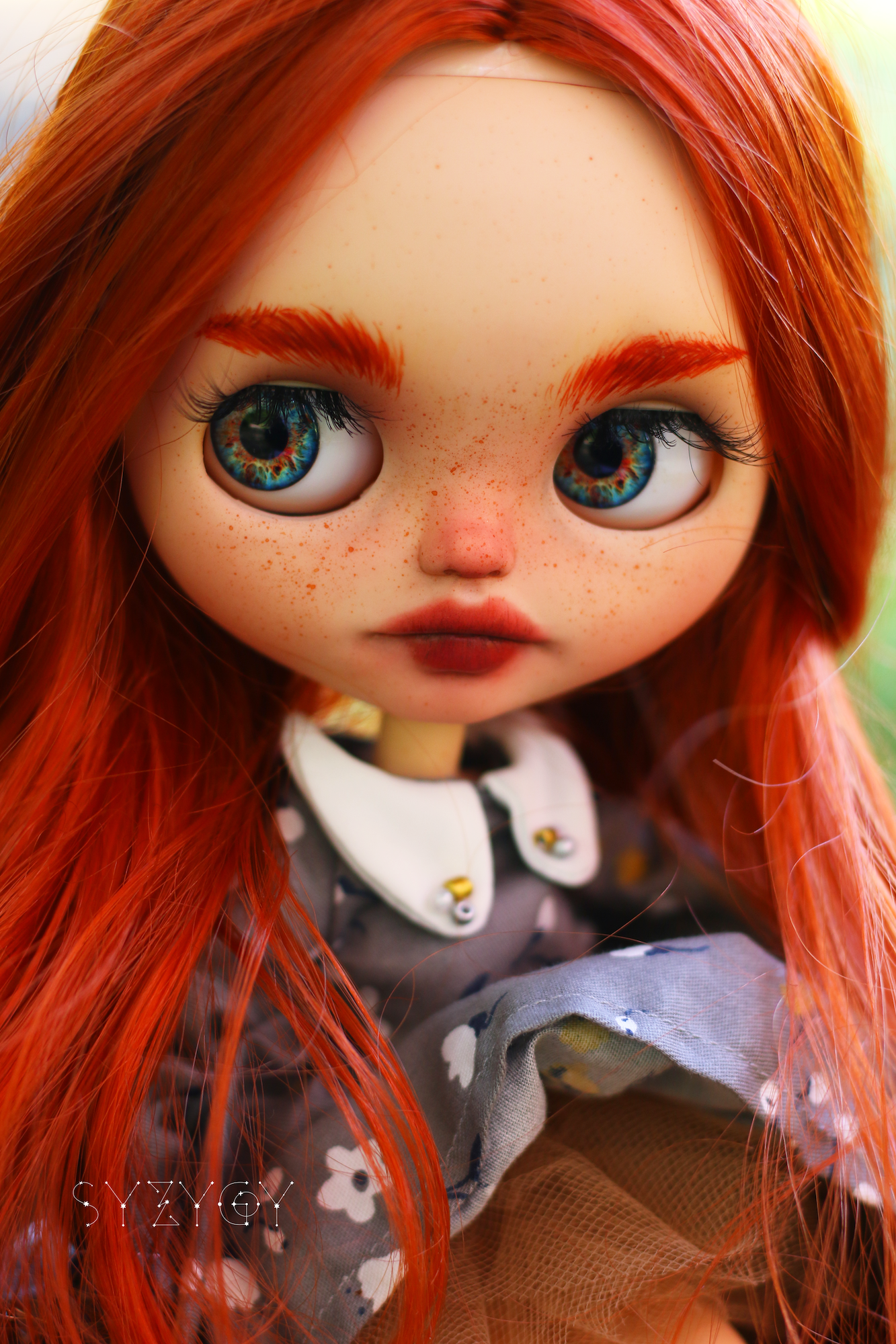 Rowan – Custom Blythe Doll – OOAK – 28 cm (3 Outfits)