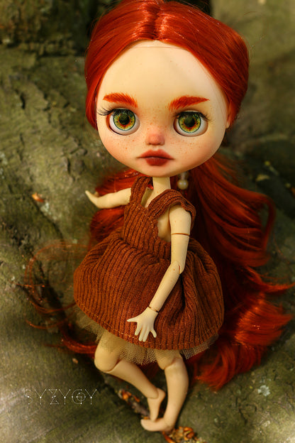 Rowan – Custom Blythe Doll – OOAK – 28 cm (3 Outfits)