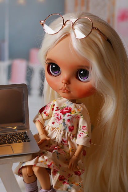 Romana – Custom Blythe Doll – OOAK – 28 cm (Full Set)