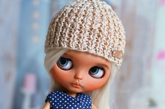 Blythe Handmade Knit Beanie – Winter Doll Hat for 1:6 Dolls
