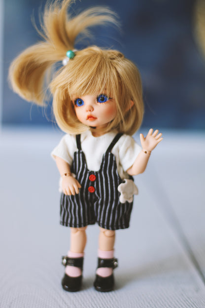 Setsuko (節子 / せつこ) – 15 cm