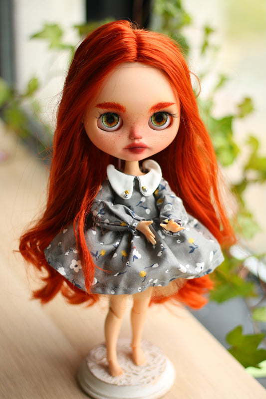 Rowan – Custom Blythe Doll – OOAK – 28 cm (3 Outfits)
